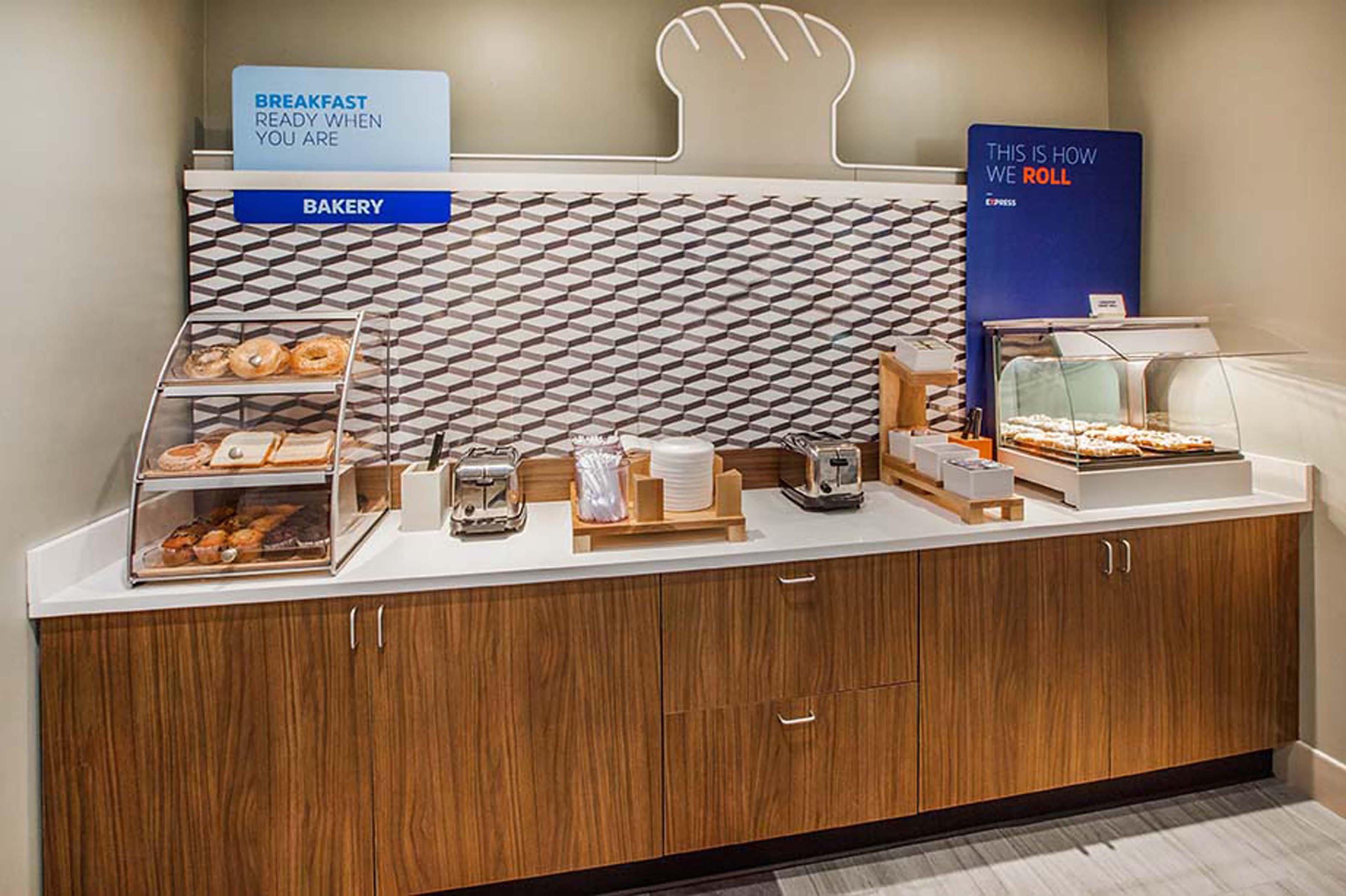 Holiday Inn Express Athens - University Area By Ihg Ngoại thất bức ảnh