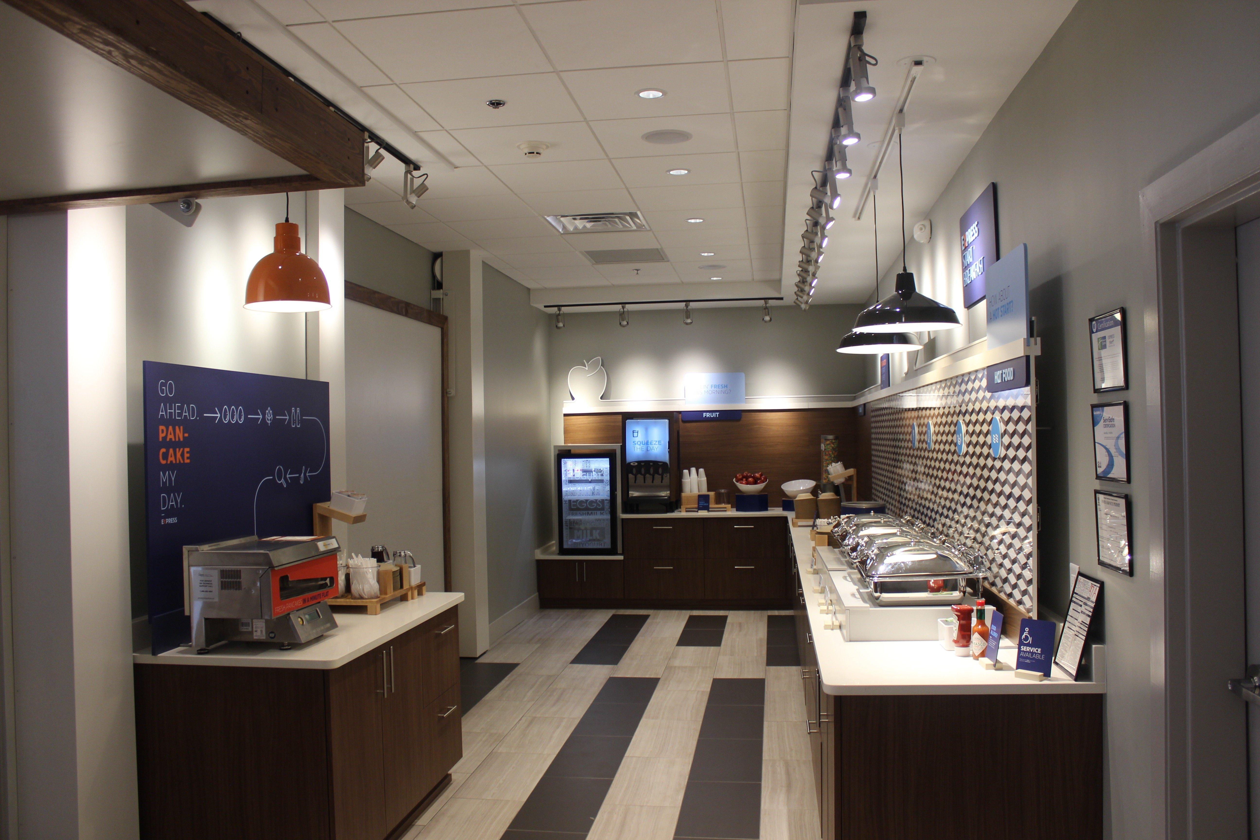 Holiday Inn Express Athens - University Area By Ihg Ngoại thất bức ảnh